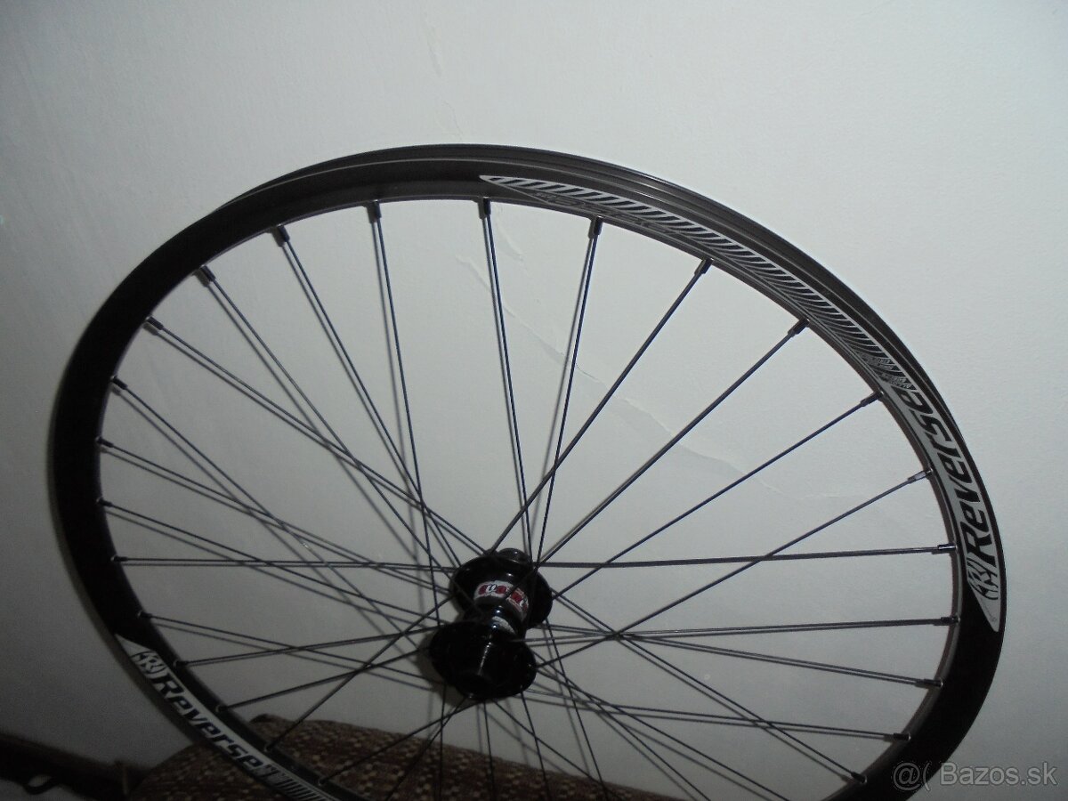 Predné Koleso Reverse Base 27,5 er. osa 20x110 mm. - 4