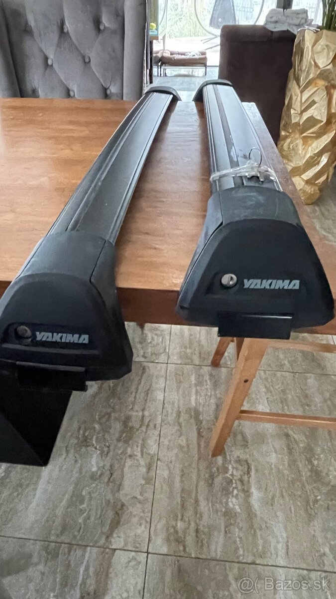 Yakima stresny nosic s Kitom na Touarega - 4