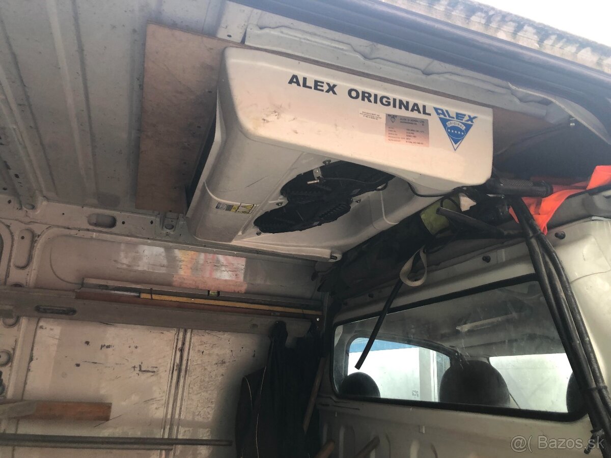 Predám dodávku Renault Master - 4