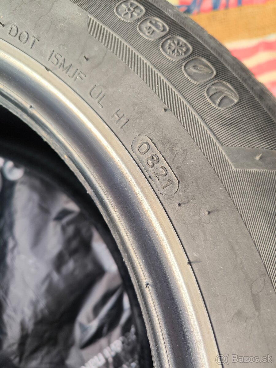 Hankook Kinergy 225/60 R17 - 4