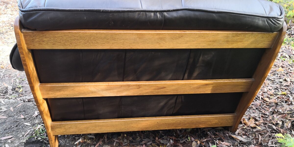 Kožená dvojsedačka s masivním dřevem - 4