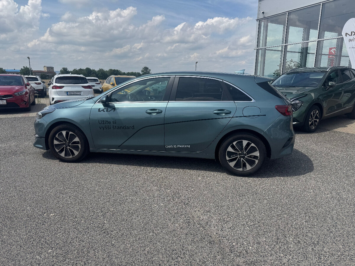 Ceed 1,5 T-GDi M6 GOLD+LED pack - 4