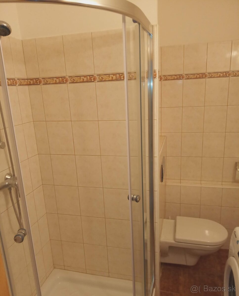 NA PREDAJ 1I BYT SOBLAHOVSKA TRENČÍN - 4