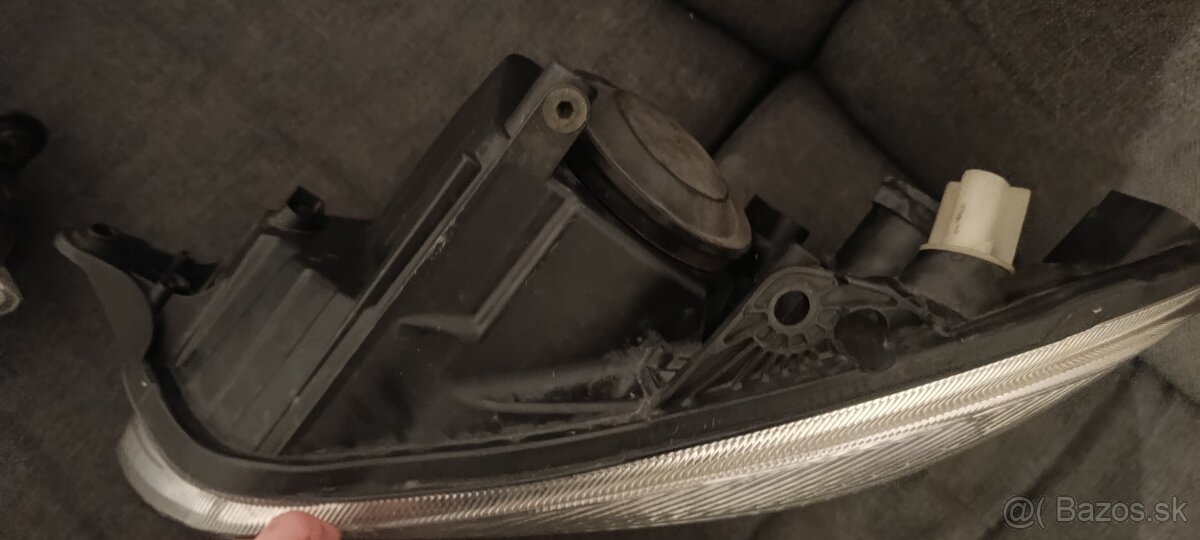 Hlavné svetlomety Fabia II pred fl. - 4