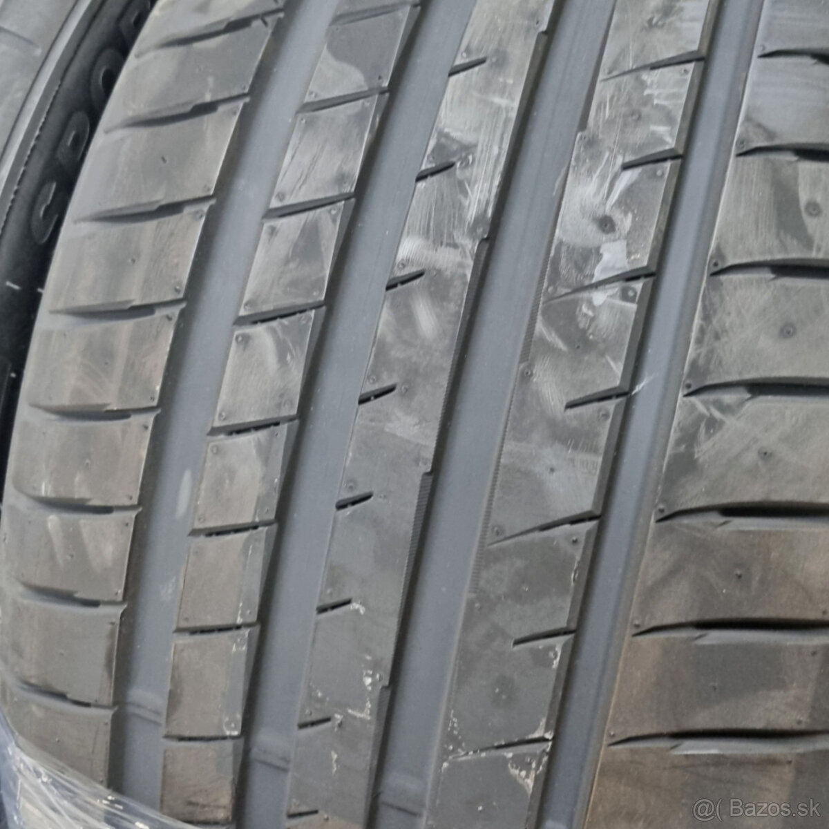 Letné pneumatiky 255/40 R19 MILEVER - 4