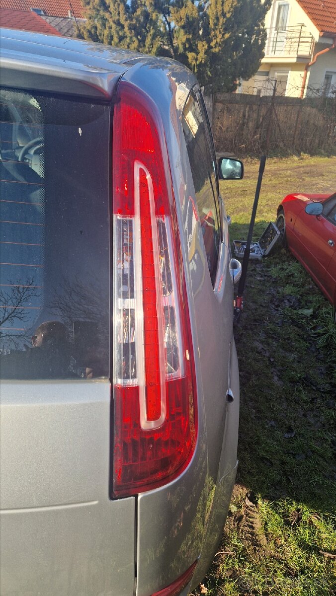 Predám svetlá Ford C max - 4
