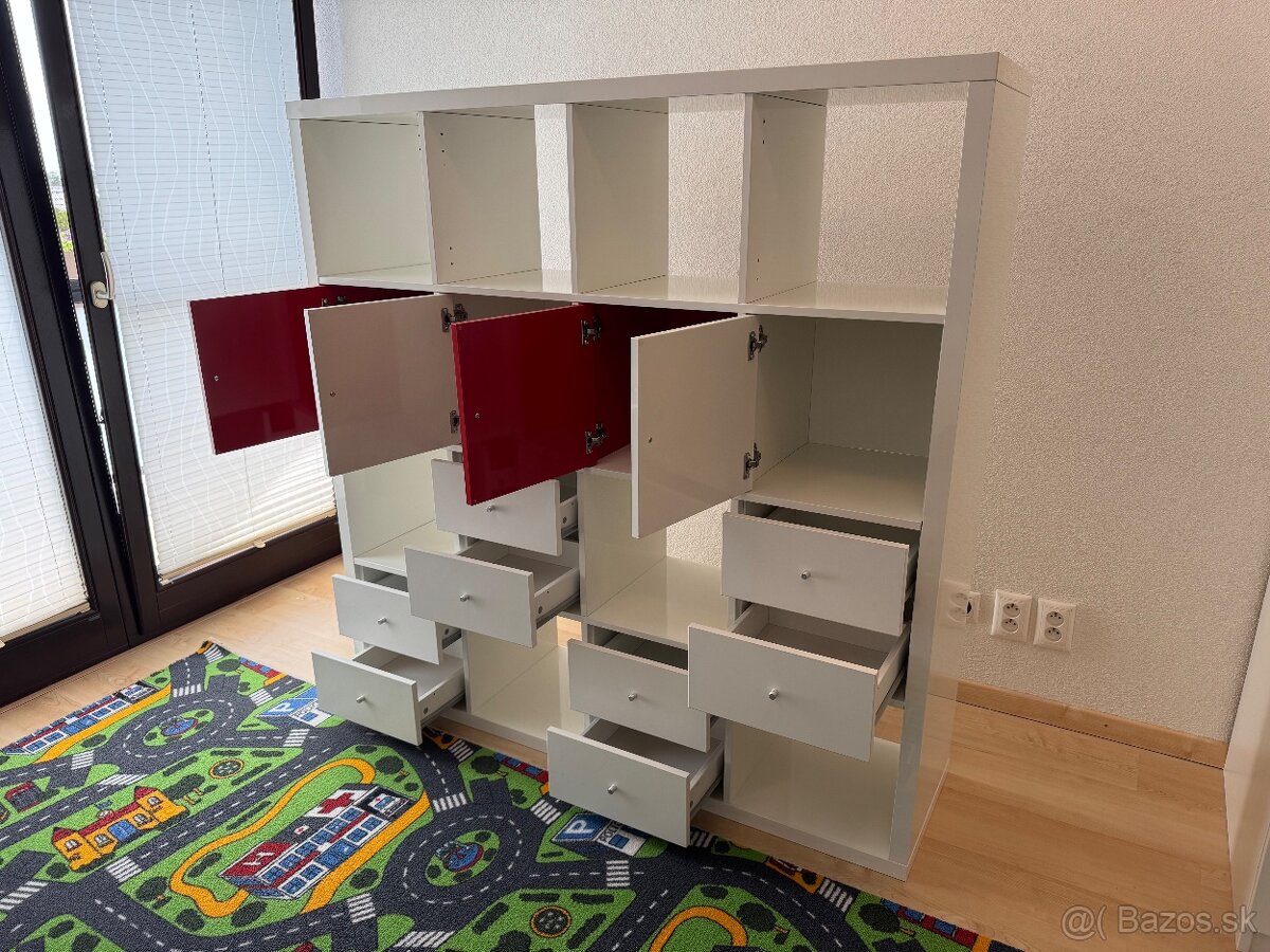 KALLAX 4 x 4 (Ikea) - 4