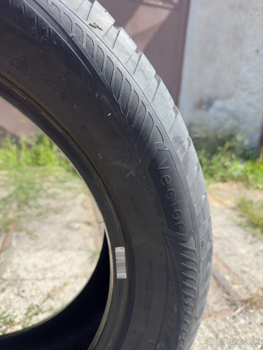 Goodyear 4seasons Vector gen.3 225/55 r18 102V - 4