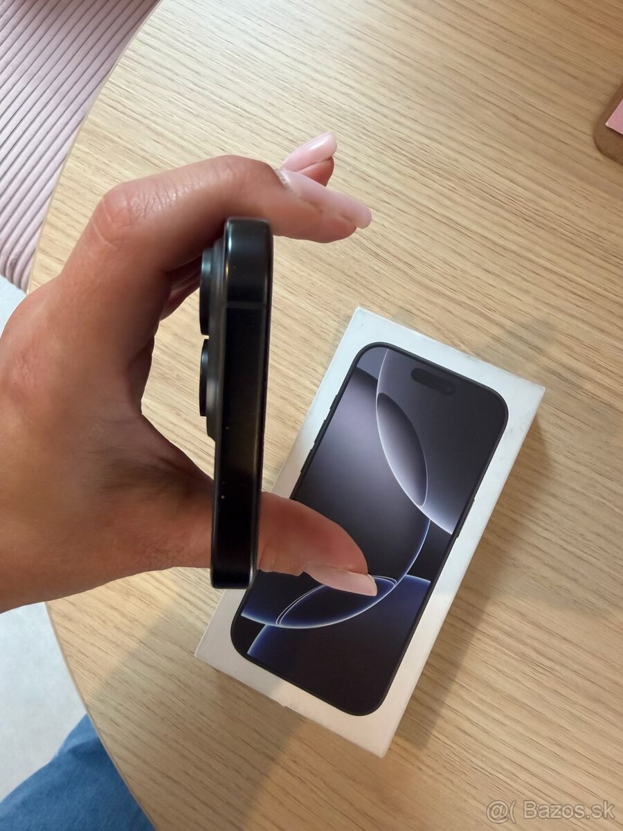 iPhone 16 Pro 128GB Titanim Black - 4