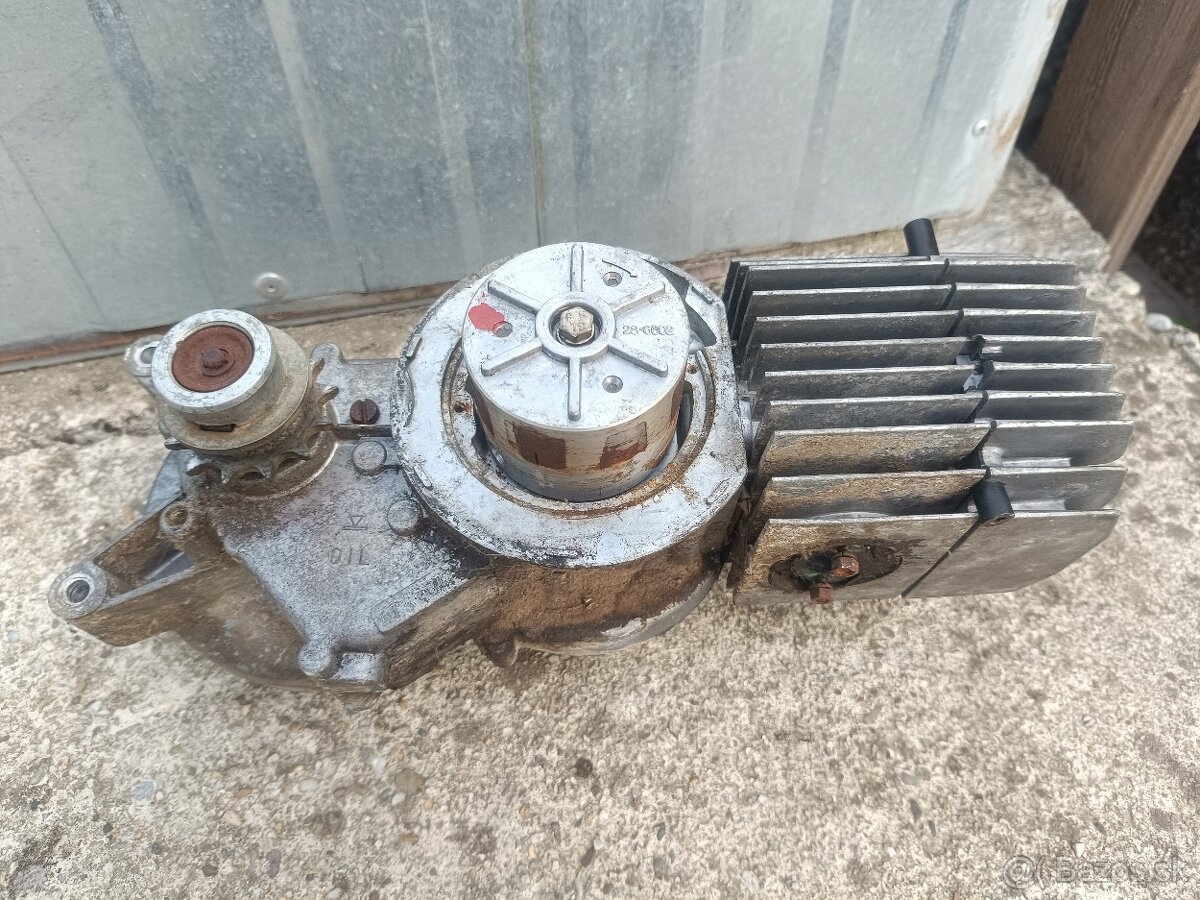 Motor babeta 215 - 4