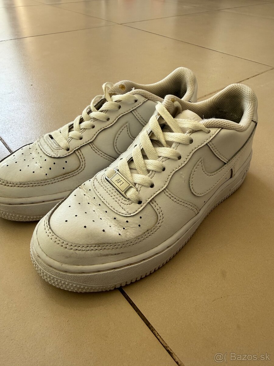 Nike Air Force 1 - 4