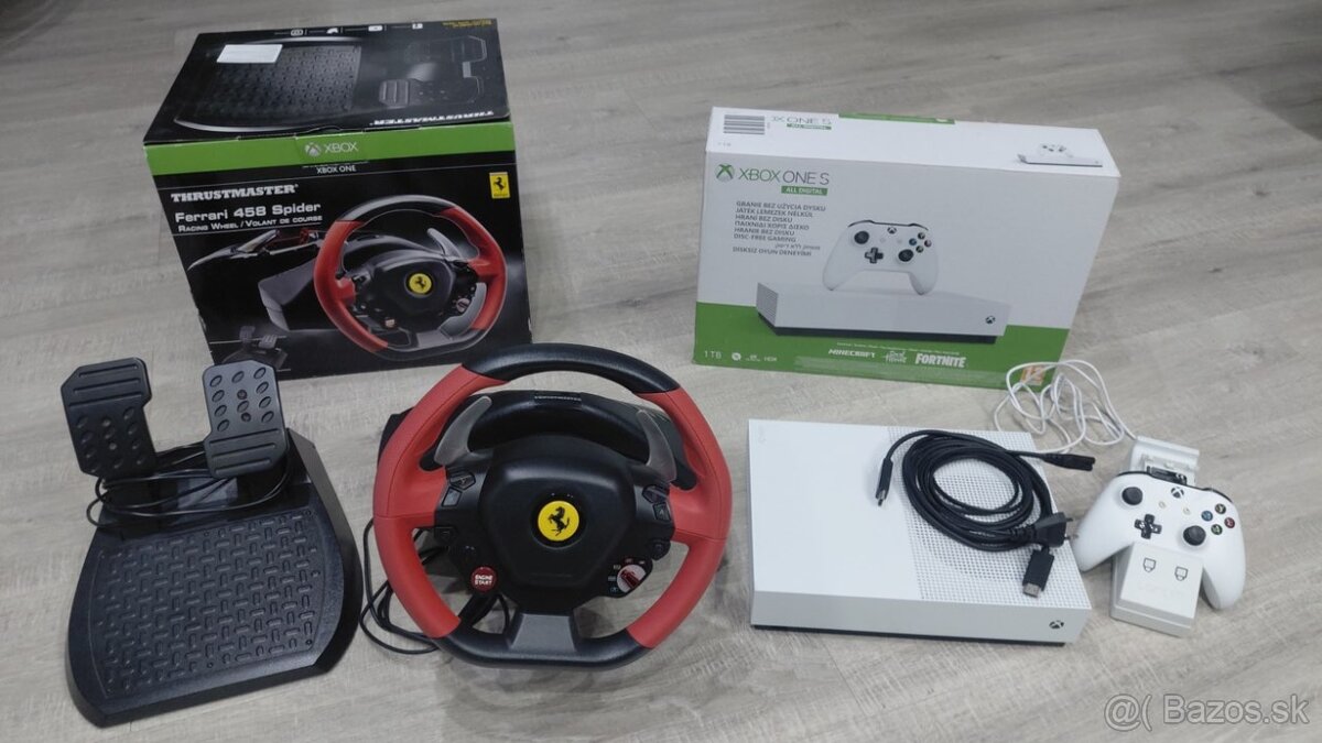 Xbox one S + THRUSTMASTER Ferrari 458 Spider - 4