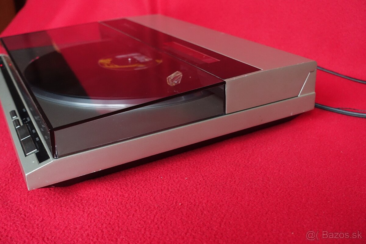 Automatický gramofón pre celú rodinu Technics SL-QL1 - 4