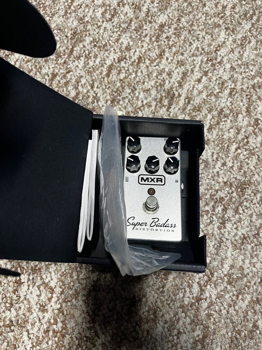 Predám gitarový efekt MXR Super Badass Distortion (M75) - 4