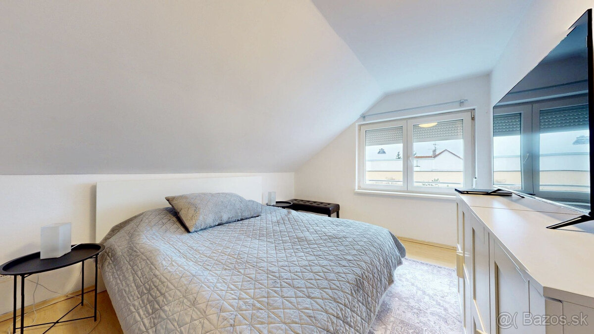 4-izbový byt s komfortom domu - províziu platí prenajímateľ - 4