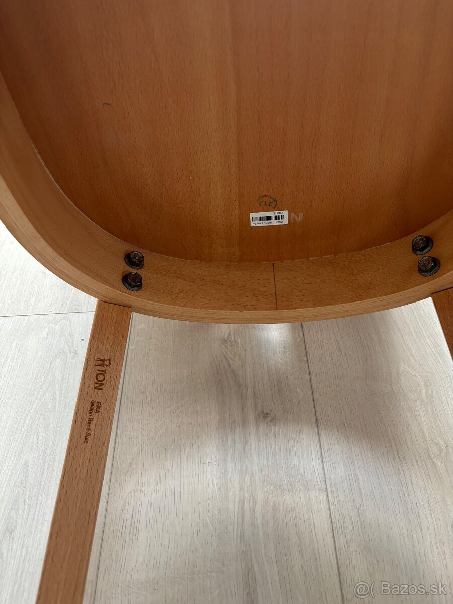 Jedálenský stôl so stoličkami -TON z masívu - 4