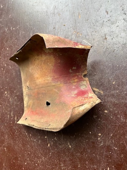 Predám vrchná časť prsíčiek, prsíčka JAWA pionýr 555 550 - 4