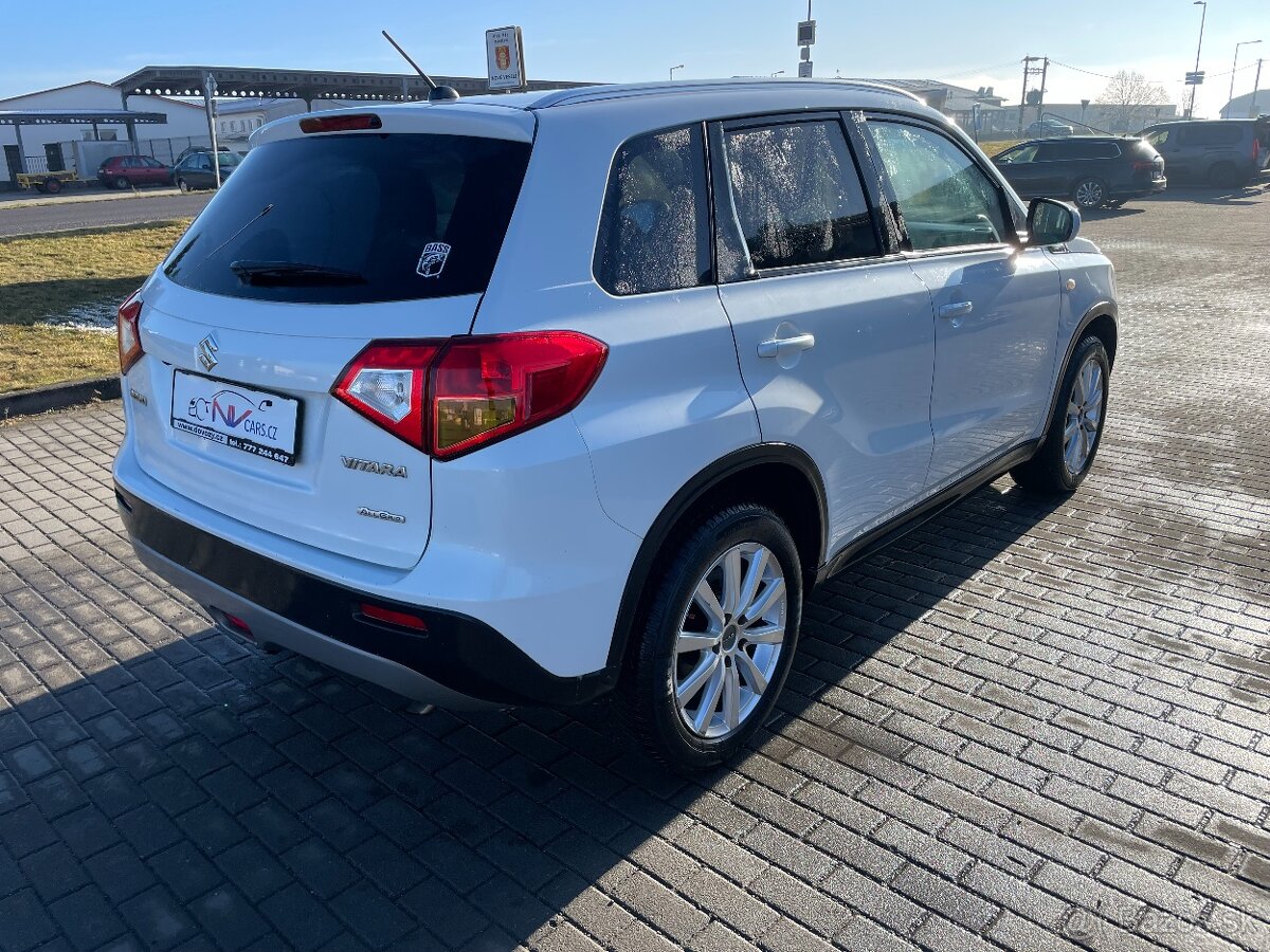 SUZUKI VITARA 1,6DDiS 88kw 4X4 Tažné bez koroze 2015 - 4