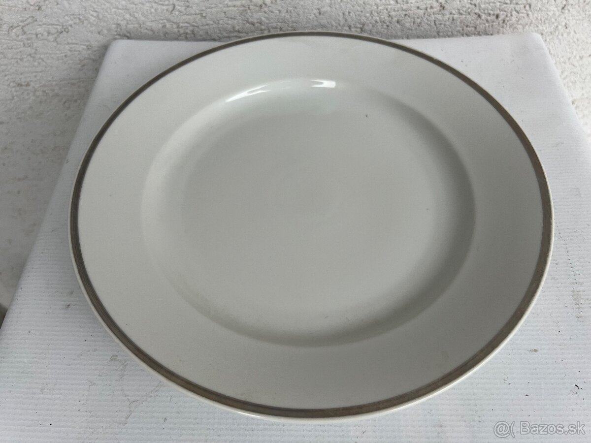 Klasicky socik retro vianocny porcelan - Thun 2 velke misy 1 - 4