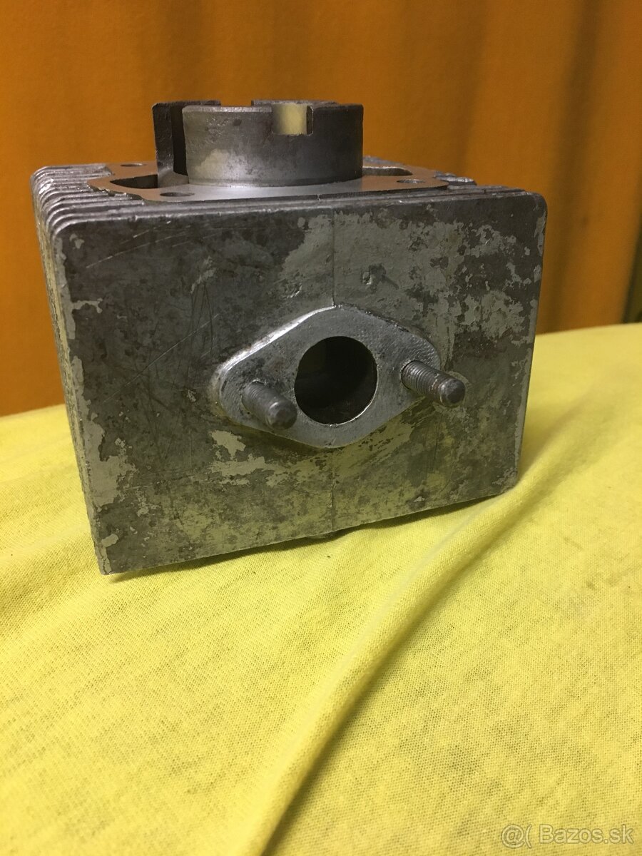 Valec po výbrusu Babetta 207 - 4