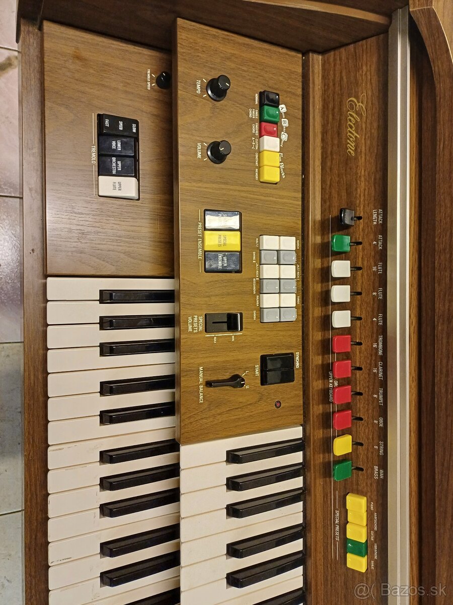 YAMAHA- elektrický organ - 4
