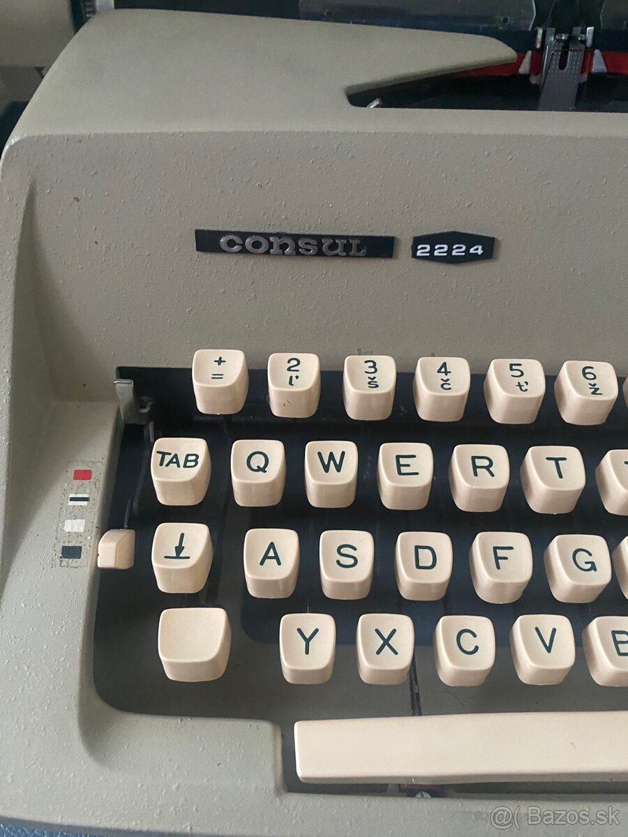 Písacie stroje CONSUL v originál kufry. - 4