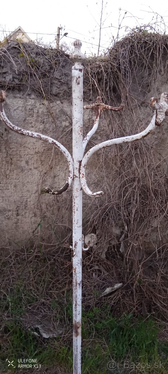 Zelezni stojan na kabat - 4