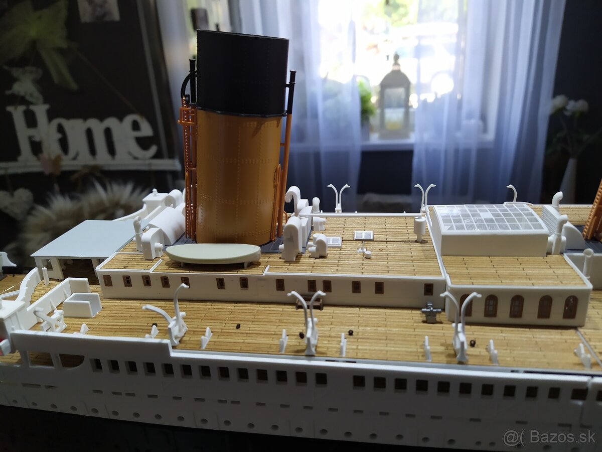 Hachette Titanic - 4
