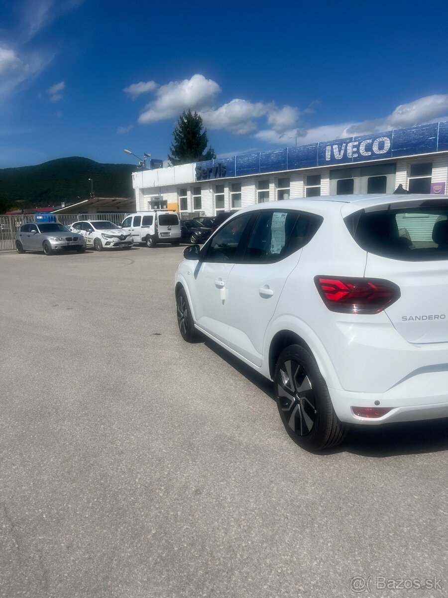 DACIA SANDERO Expression Eco-G 100 - 4