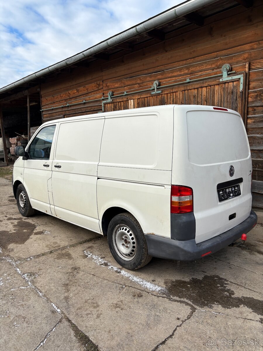 Predám VW transporter t5 4x4 - 4