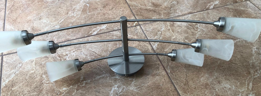 Predám troj ramenné svietidlo. - 4