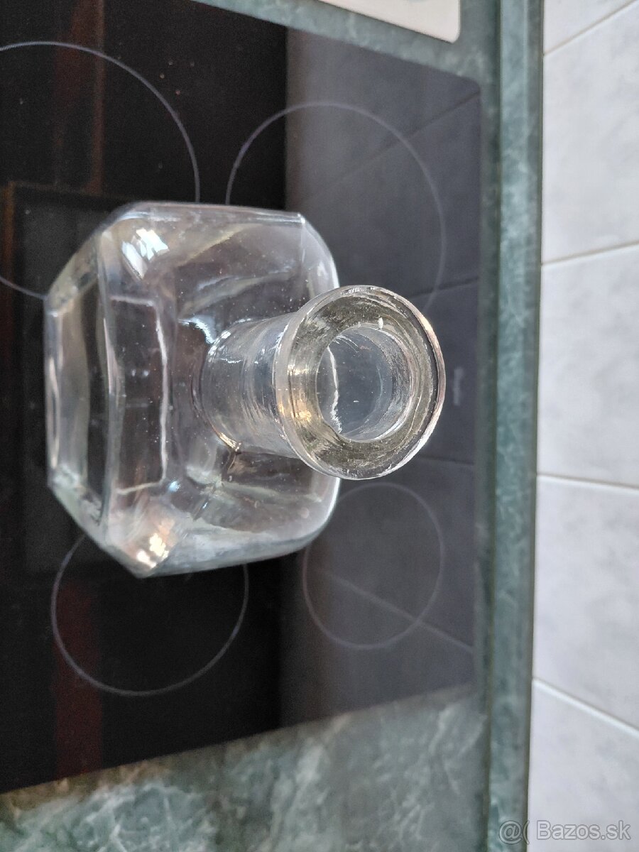 Stará okienková flaša - 4