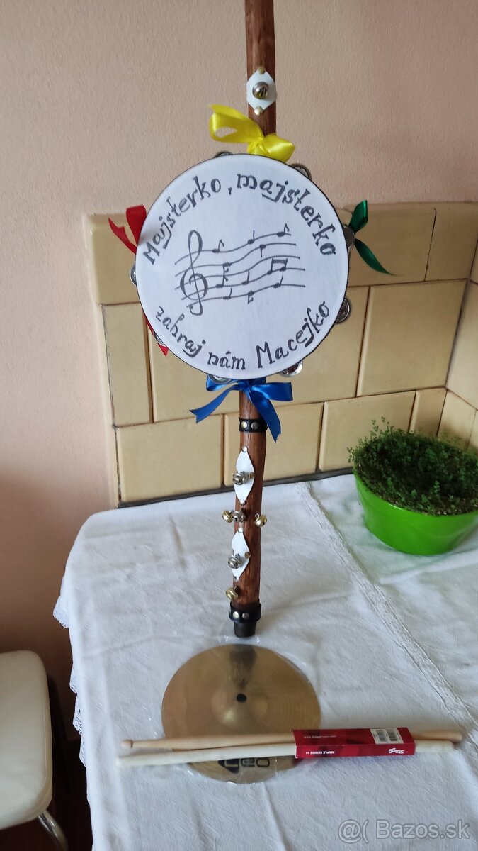 Ozembuchy so strunenim ako hudobný nástroj, alebo darček , - 4