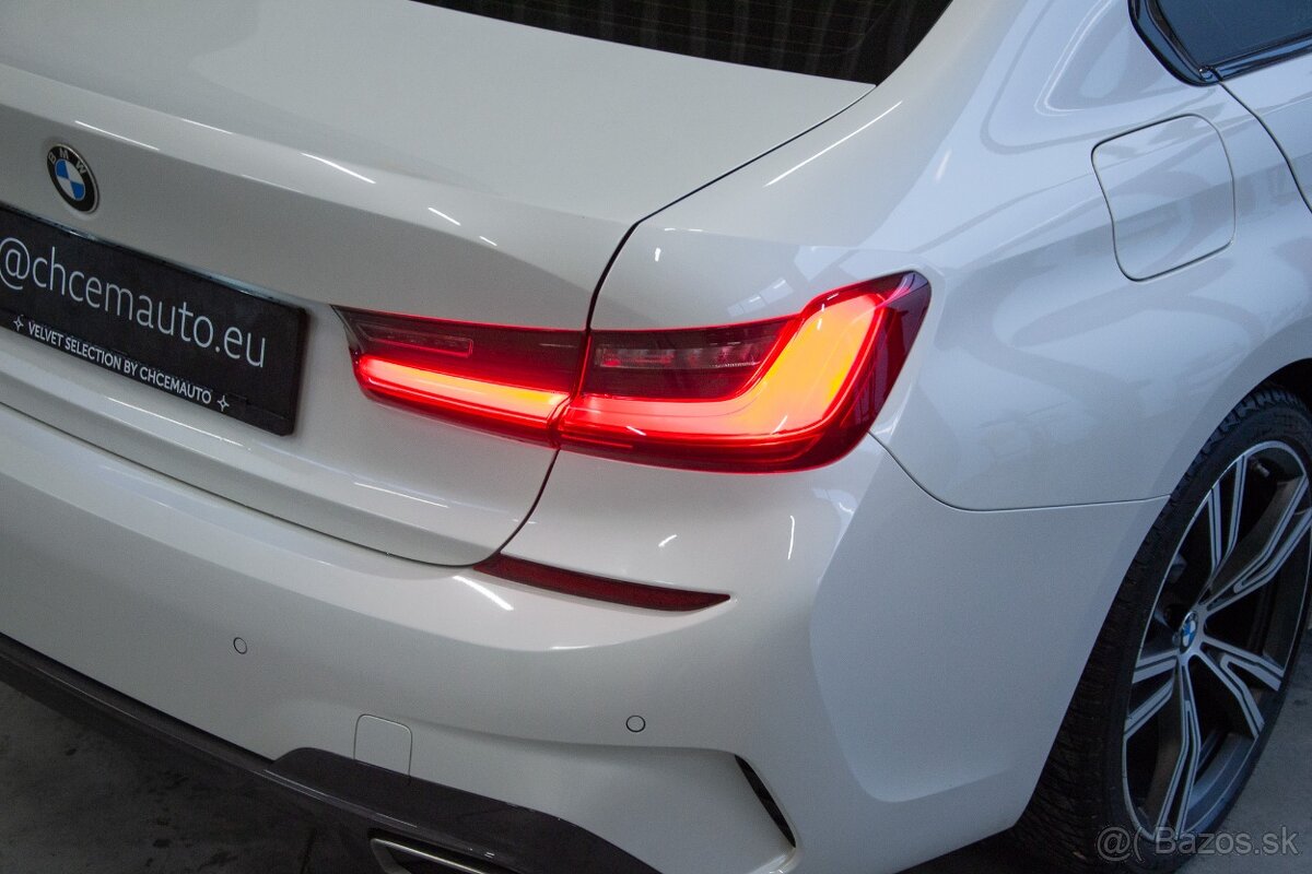 BMW Řada 3 M340i Keyless/HUD/xDrive/A/T - 4