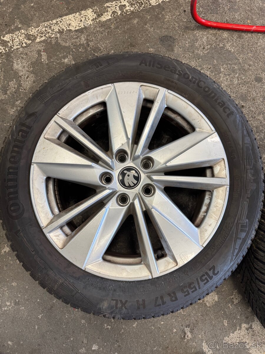 Škoda Karoq R17 3ks - 4