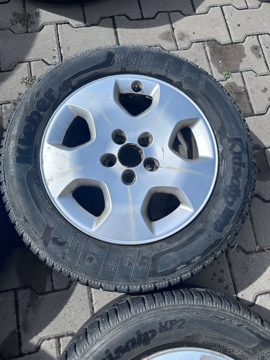 Elektróny+zimne pneu 195/65R15 - 4