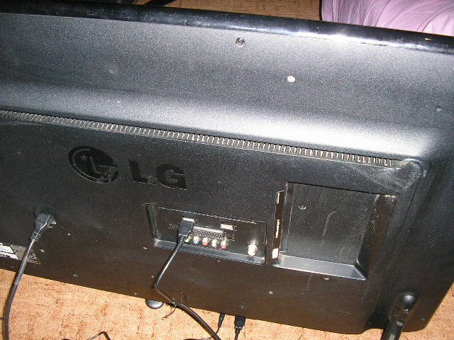 Predam LED televizor - 4