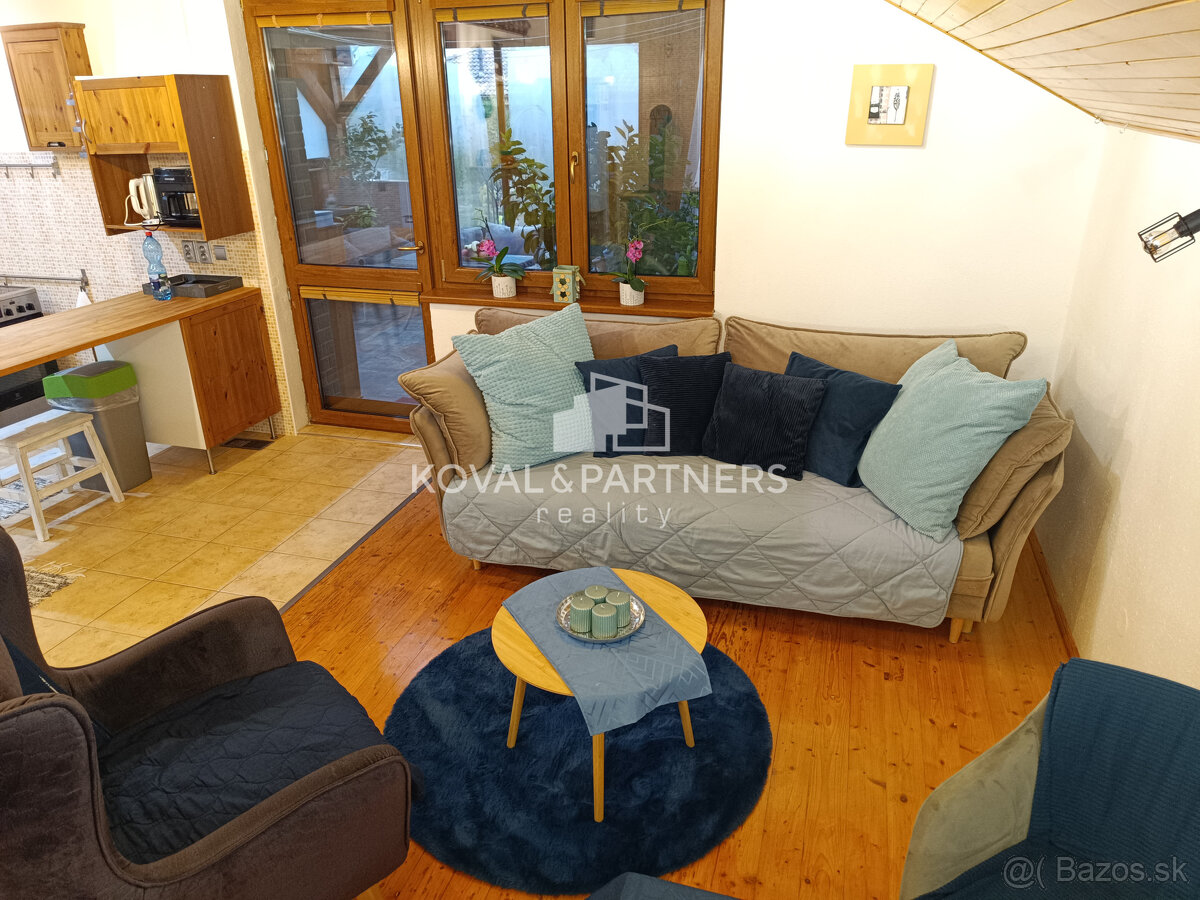 Dva rodinné domy - Cabaj-Čápor - Nitra - 4