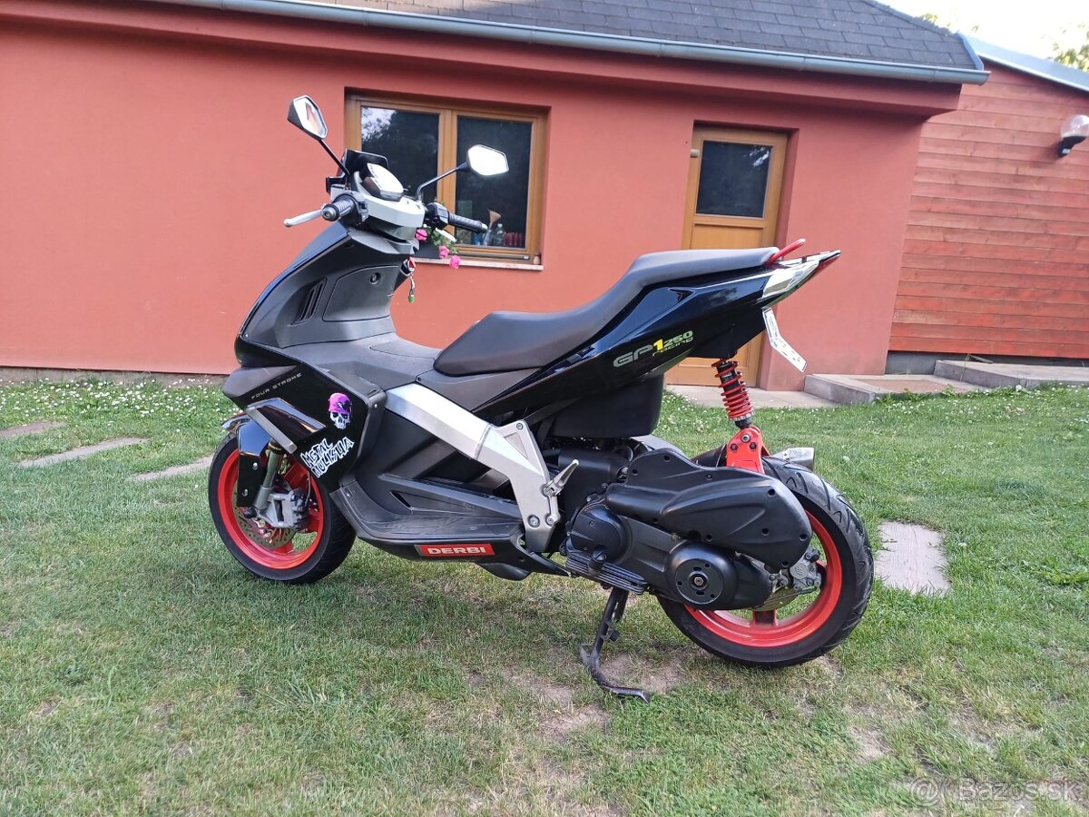 Derbi gp1 250 - 4