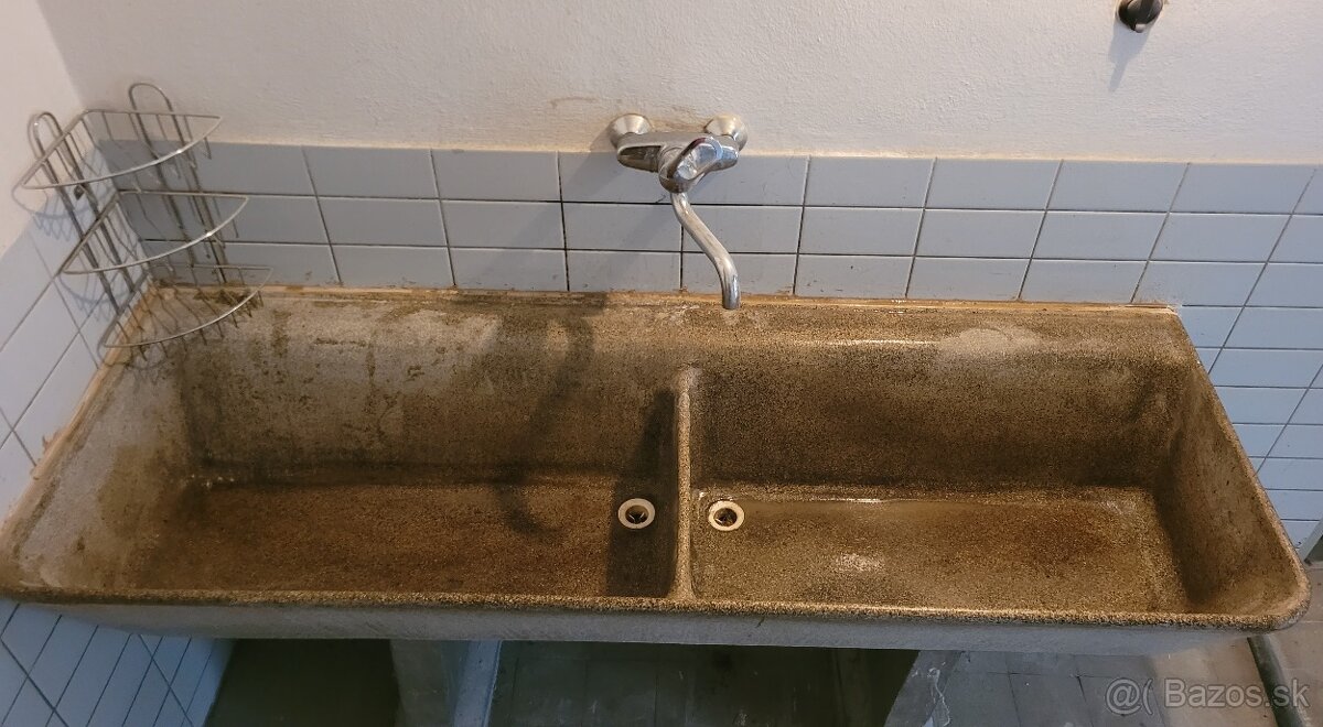 Dlhý umývací RETRO betónový drez - žľab z umelého kameňa - 4