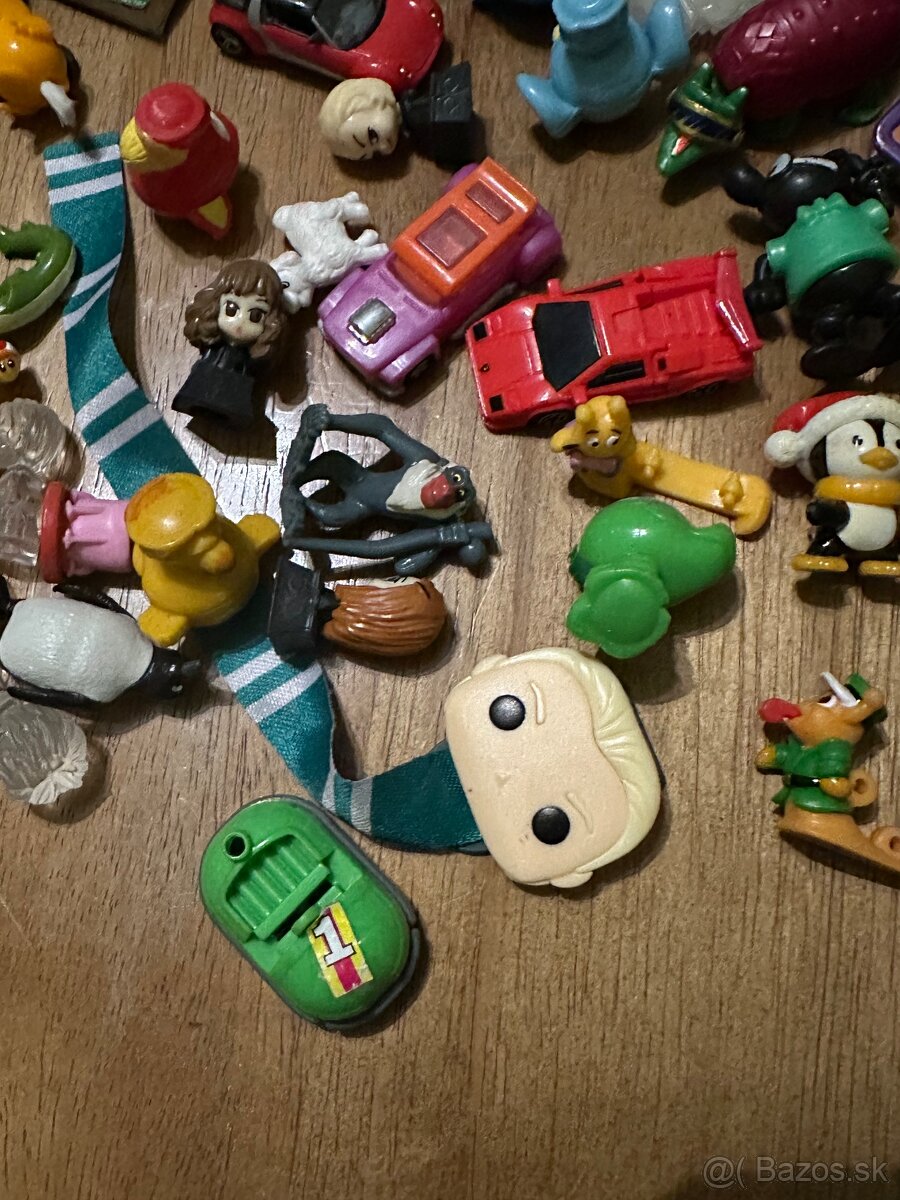 Kinder hračky mix - 4