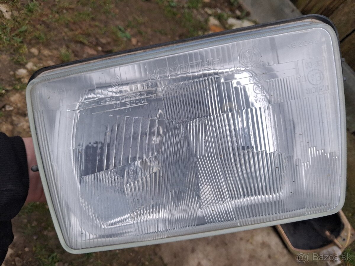 Predám predne svetlá škoda 120,105 - 4