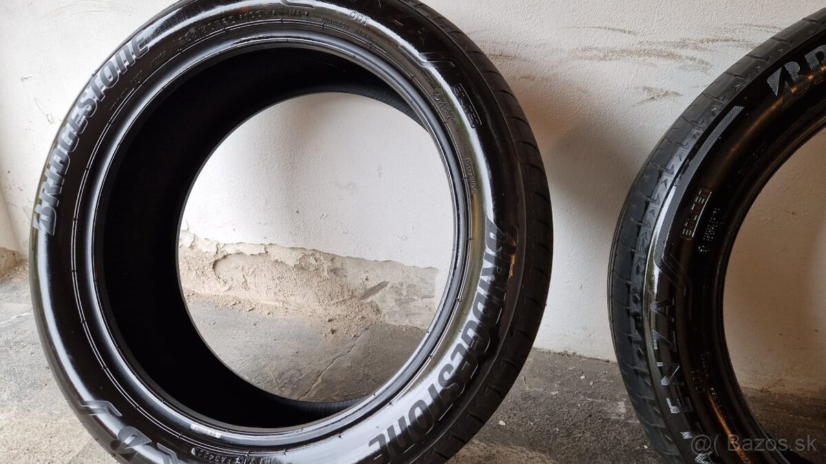 Bridgestone Alenza 001 235/50 r20 - 4