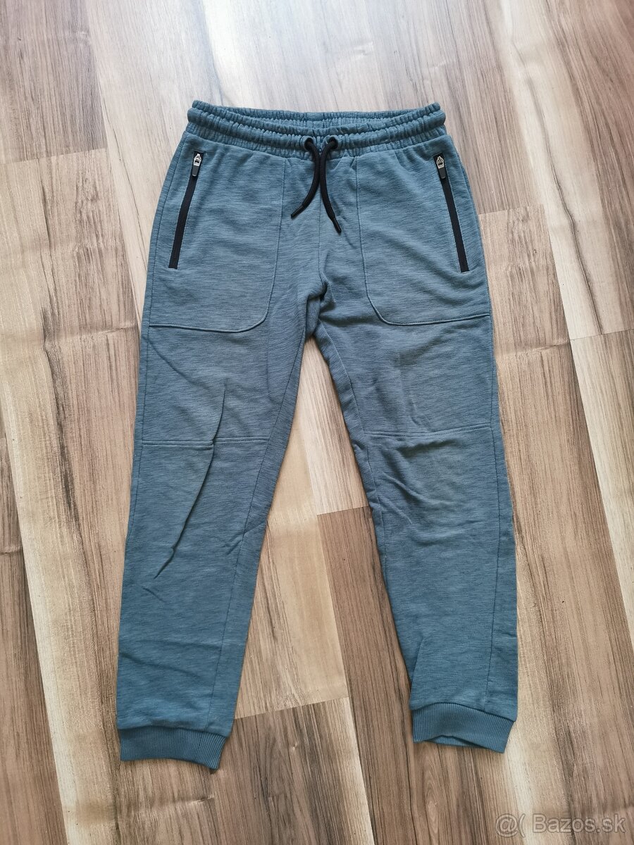 Tepláky veľ. 152/158 - 4