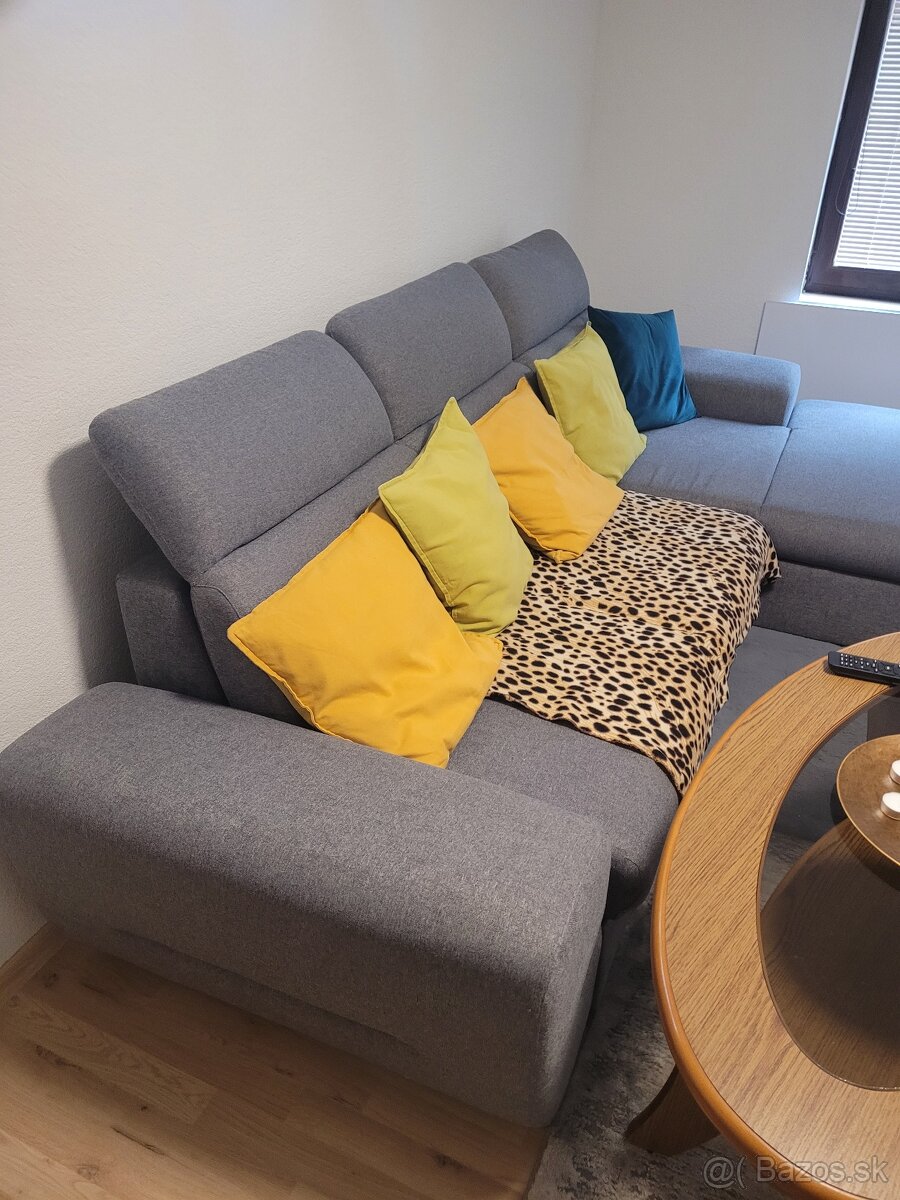 Rohová sedačka. - 4