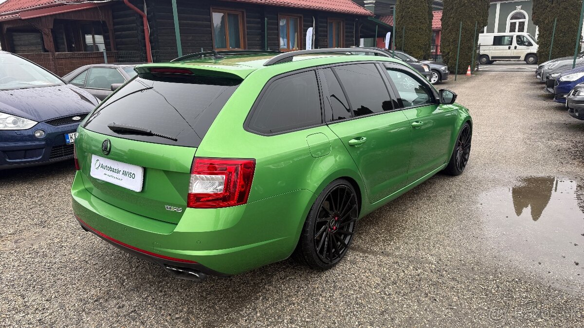 Škoda Octavia Combi 2.0 TDI DPF RS - 4