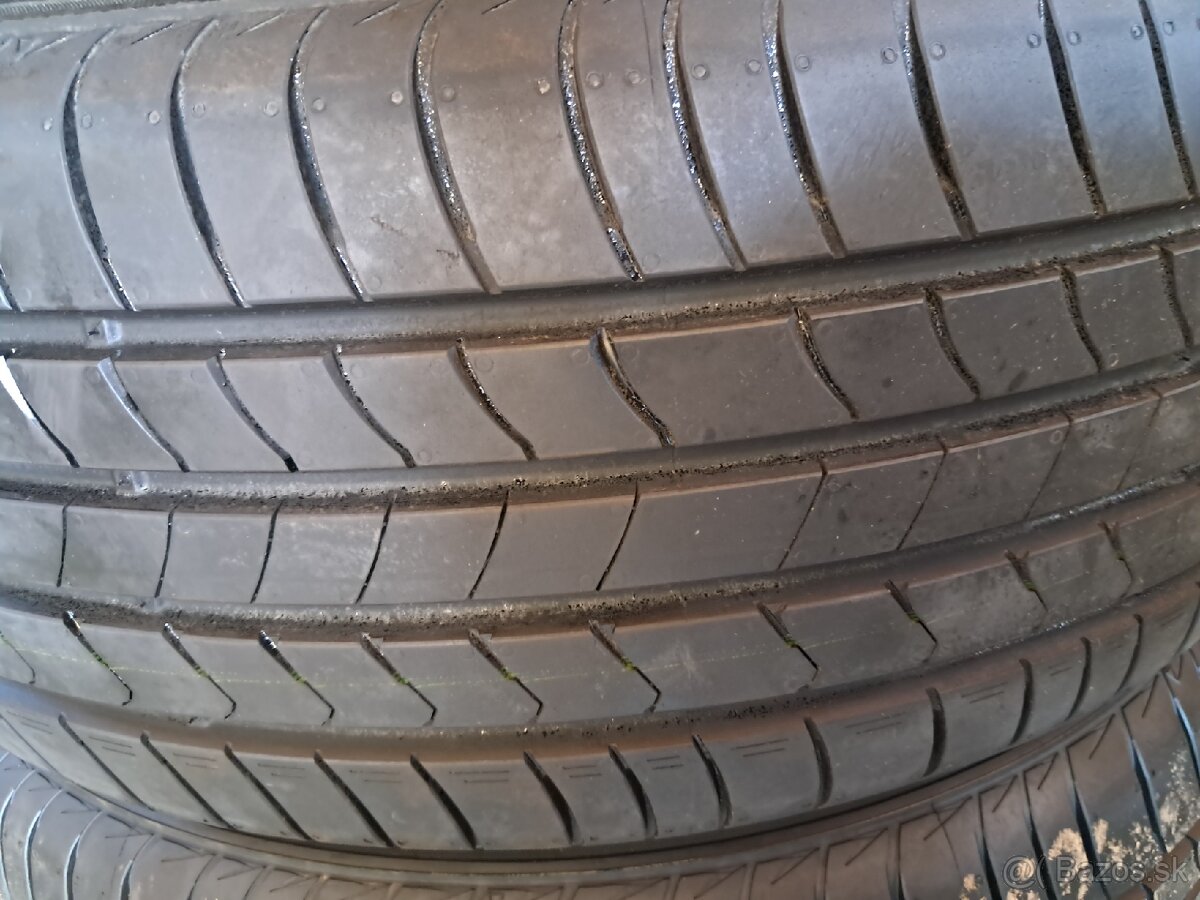 215/55 r18 letne Nove - 4