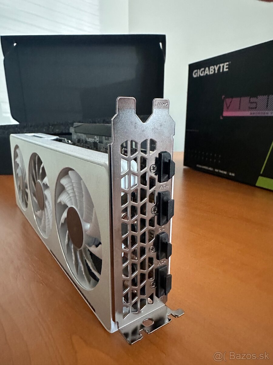 Gigabyte GeForce RTX 3060 Ti Vision OC 8G white - 4