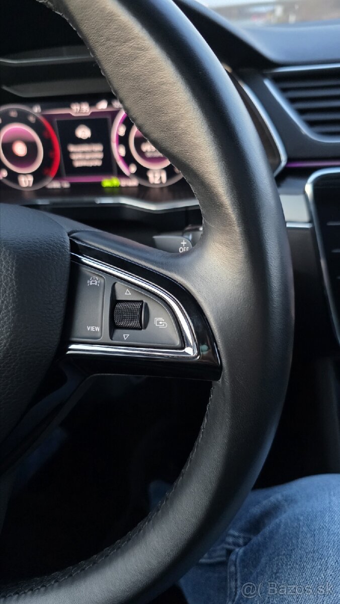 Predám multifunkčný volant Škoda Superb 3 facelift (2020) - 4