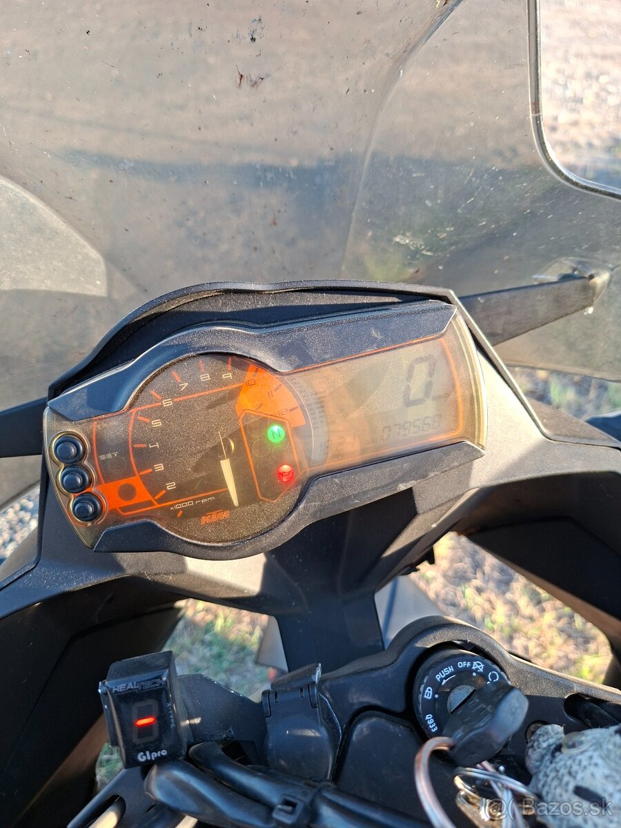 KTM - 4